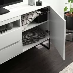 Fredriks TV-Lowboard Zaddy I - Weiß / Schwarz 48 Fredriks TV-Lowboard Zaddy I - Weiß / Schwarz -Kommoden Verkäufe 2023 1000134688 210426 15152700007 DETAILS P000000001000134688