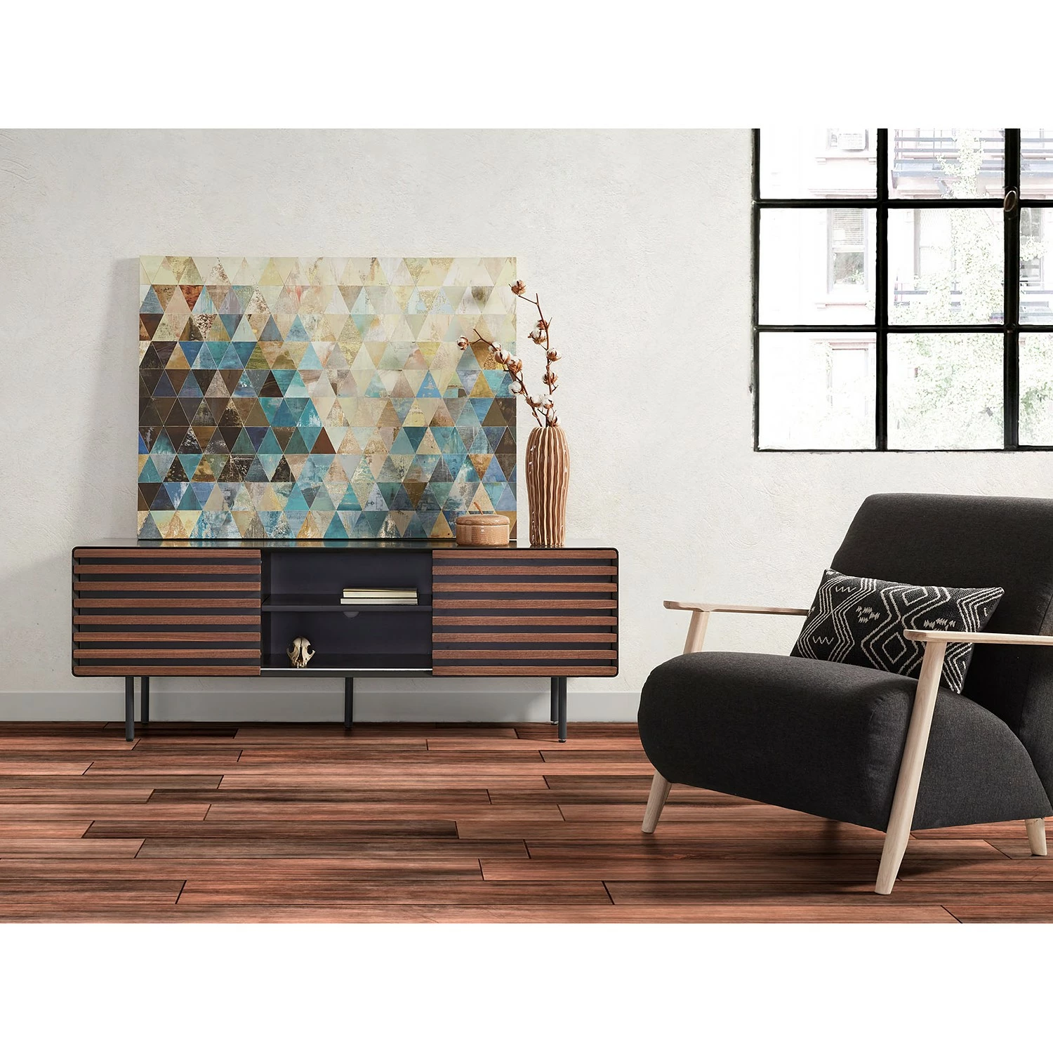 Norrwood TV-Lowboard Kipra I - Echtholzfurnier - Walnuss / Graphit 4 Norrwood TV-Lowboard Kipra I - Echtholzfurnier - Walnuss / Graphit – Bild 2