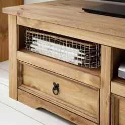 Maison Belfort TV-Lowboard Finca Rustica I - Kiefer massiv - Kiefer Natur -Kommoden Verkäufe 2023 1000178024 200511 14284700006 DETAILS P000000001000178024