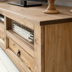 Maison Belfort TV-Lowboard Finca Rustica II - Kiefer massiv - Kiefer Natur 24 Maison Belfort TV-Lowboard Finca Rustica II - Kiefer massiv - Kiefer Natur -Kommoden Verkäufe 2023 1000178035 200511 14244100010 DETAILS P000000001000178035