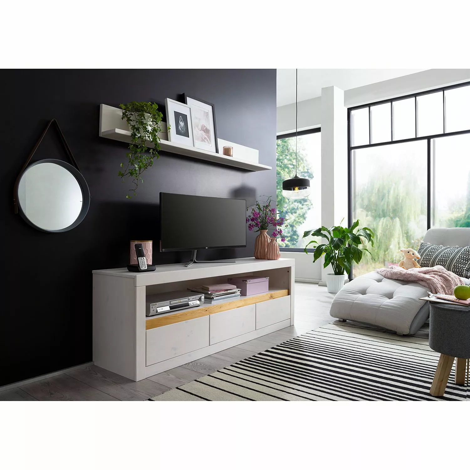 Naturoo TV-Lowboard Maceio II - Kiefer Massiv - Kiefer Weiß 4 Naturoo TV-Lowboard Maceio II - Kiefer Massiv - Kiefer Weiß – Bild 2