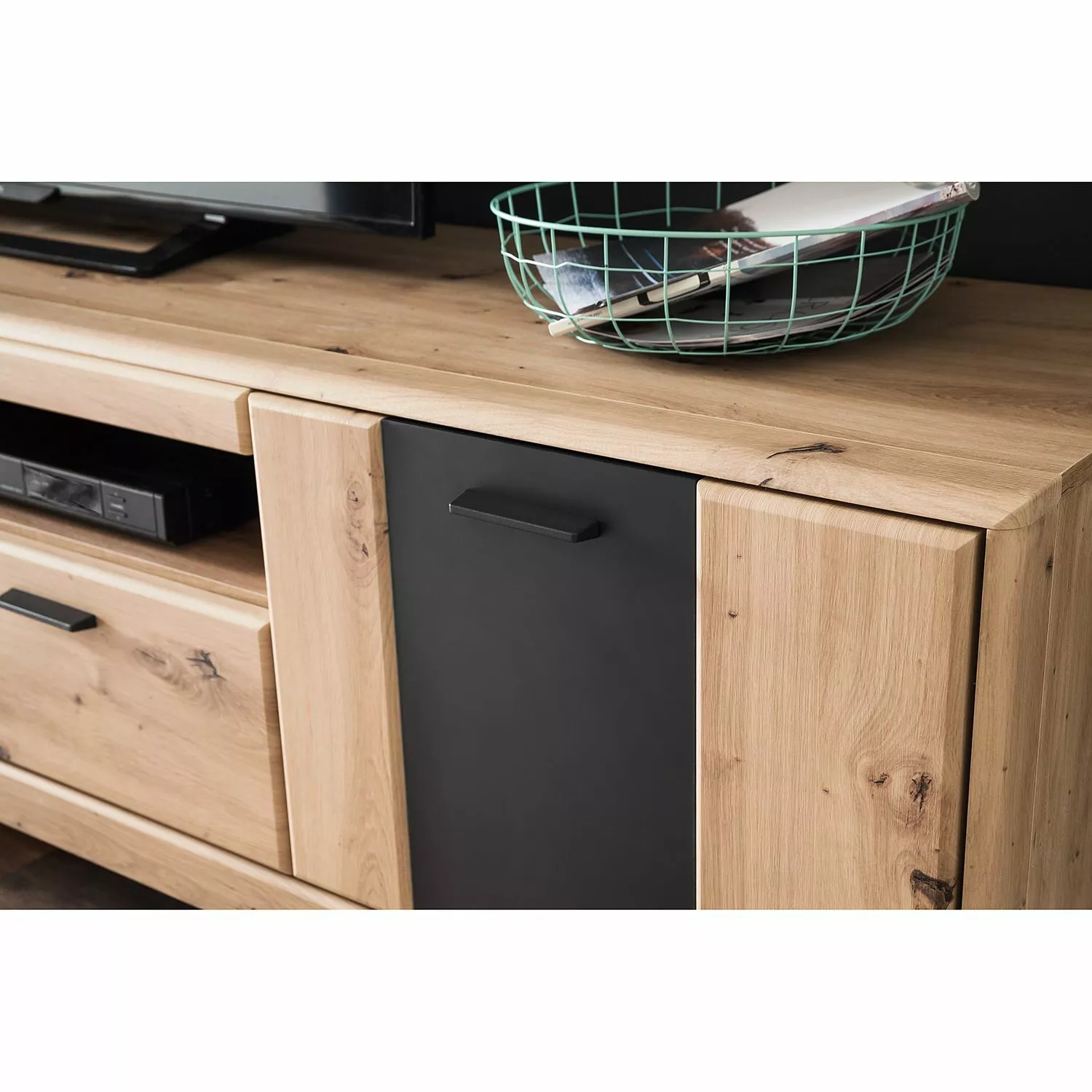 Naturoo TV-Lowboard Coulogne I - Balkeneiche Dekor / Anthrazit - Breite: 179 cm 7 Naturoo TV-Lowboard Coulogne I - Balkeneiche Dekor / Anthrazit - Breite: 179 cm – Bild 5