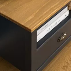 Maison Belfort TV-Lowboard Rivery - Kiefer massiv - Anthrazit 18 Maison Belfort TV-Lowboard Rivery - Kiefer massiv - Anthrazit -Kommoden Verkäufe 2023 1000187582 200312 14522800034 DETAILS P000000001000187582