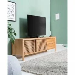 Studio Copenhagen TV-Lowboard Saido - Esche massiv -Kommoden Verkäufe 2023 1000218017 210429 08215300001 MOOD DETAILS P000000001000218017 mood