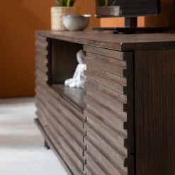 Studio Copenhagen TV-Lowboard Kirley - Akazie massiv - Akazie Dunkel 31 Studio Copenhagen TV-Lowboard Kirley - Akazie massiv - Akazie Dunkel -Kommoden Verkäufe 2023 1000218058 210420 14133400003 DETAILS P000000001000218058