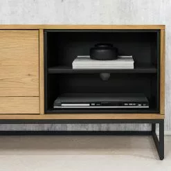 Studio Copenhagen TV-Lowboard Flox II - Echtholzfurnier / Metall - Eiche / Schwarz 28 Studio Copenhagen TV-Lowboard Flox II - Echtholzfurnier / Metall - Eiche / Schwarz -Kommoden Verkäufe 2023 1000218134 211026 111417000038 DETAILS P000000001000218134