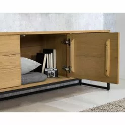 Studio Copenhagen TV-Lowboard Flox II - Echtholzfurnier / Metall - Eiche / Schwarz 27 Studio Copenhagen TV-Lowboard Flox II - Echtholzfurnier / Metall - Eiche / Schwarz -Kommoden Verkäufe 2023 1000218134 211026 111417000042 DETAILS P000000001000218134