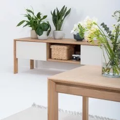 Studio Copenhagen TV-Lowboard Maayka I - Eiche teilmassiv - Mushroom Creme / Eiche Hell -Kommoden Verkäufe 2023 1000277386 211012 153649000121 DETAILS P000000001000277386