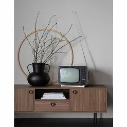 Naturoo TV-Lowboard Ikoo - Walnuss Dekor 13 Naturoo TV-Lowboard Ikoo - Walnuss Dekor -Kommoden Verkäufe 2023 1000304158 211029 12341200077 MOOD DETAILS P000000001000304158 mood