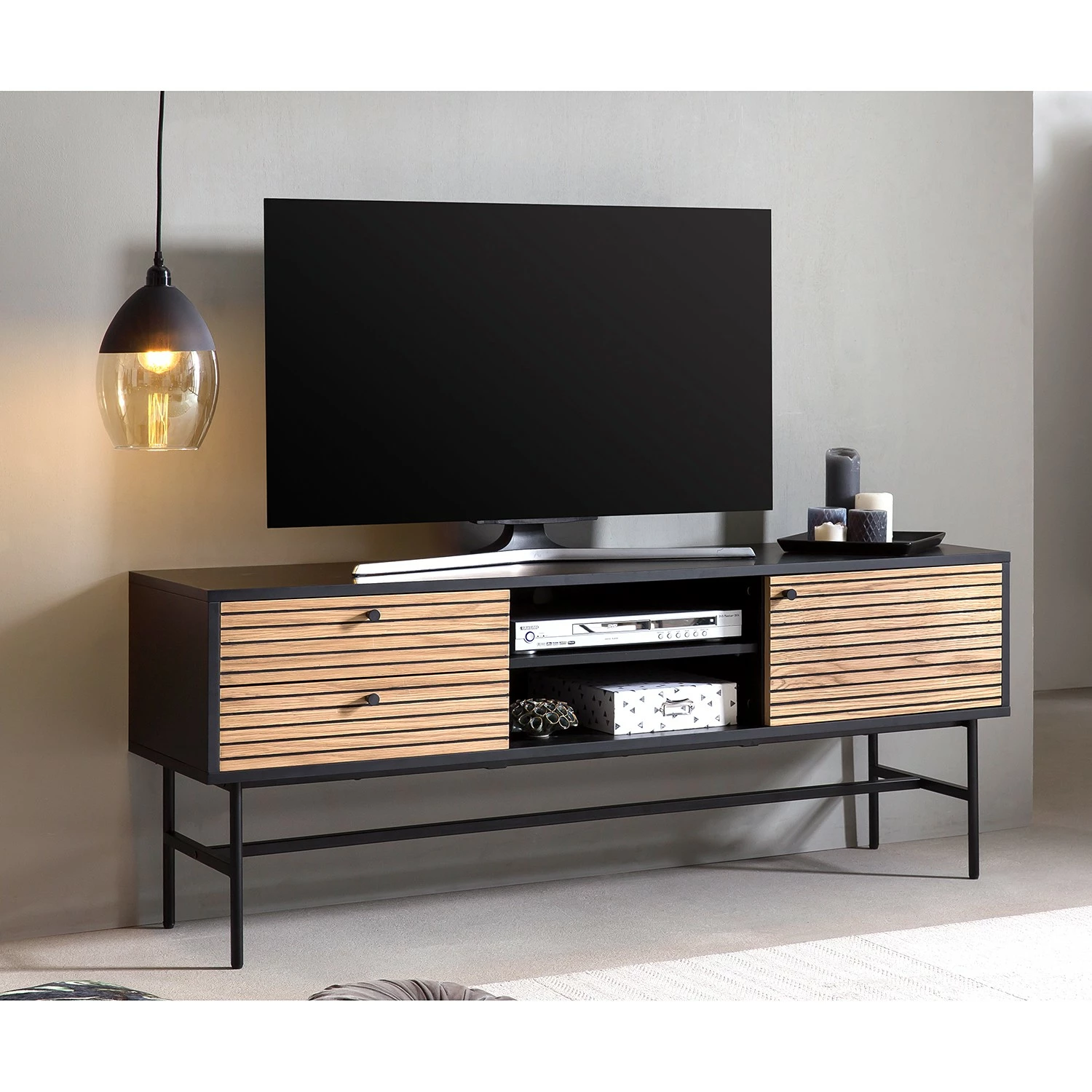 Red Living TV-Lowboard Uckerby - Echtholzfurnier - Eiche / Schwarz 4 Red Living TV-Lowboard Uckerby - Echtholzfurnier - Eiche / Schwarz – Bild 2