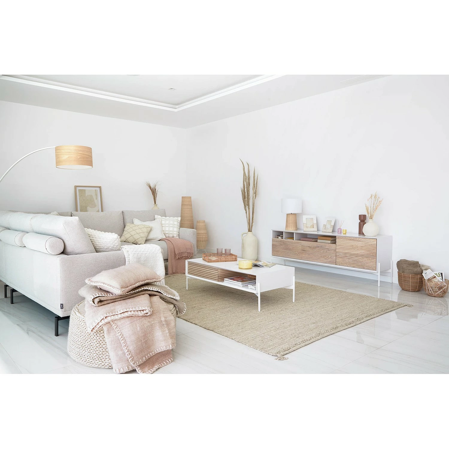 Norrwood TV-Lowboard Maredale II - Esche teilmassiv - Weiß / Esche 5 Norrwood TV-Lowboard Maredale II - Esche teilmassiv - Weiß / Esche – Bild 3