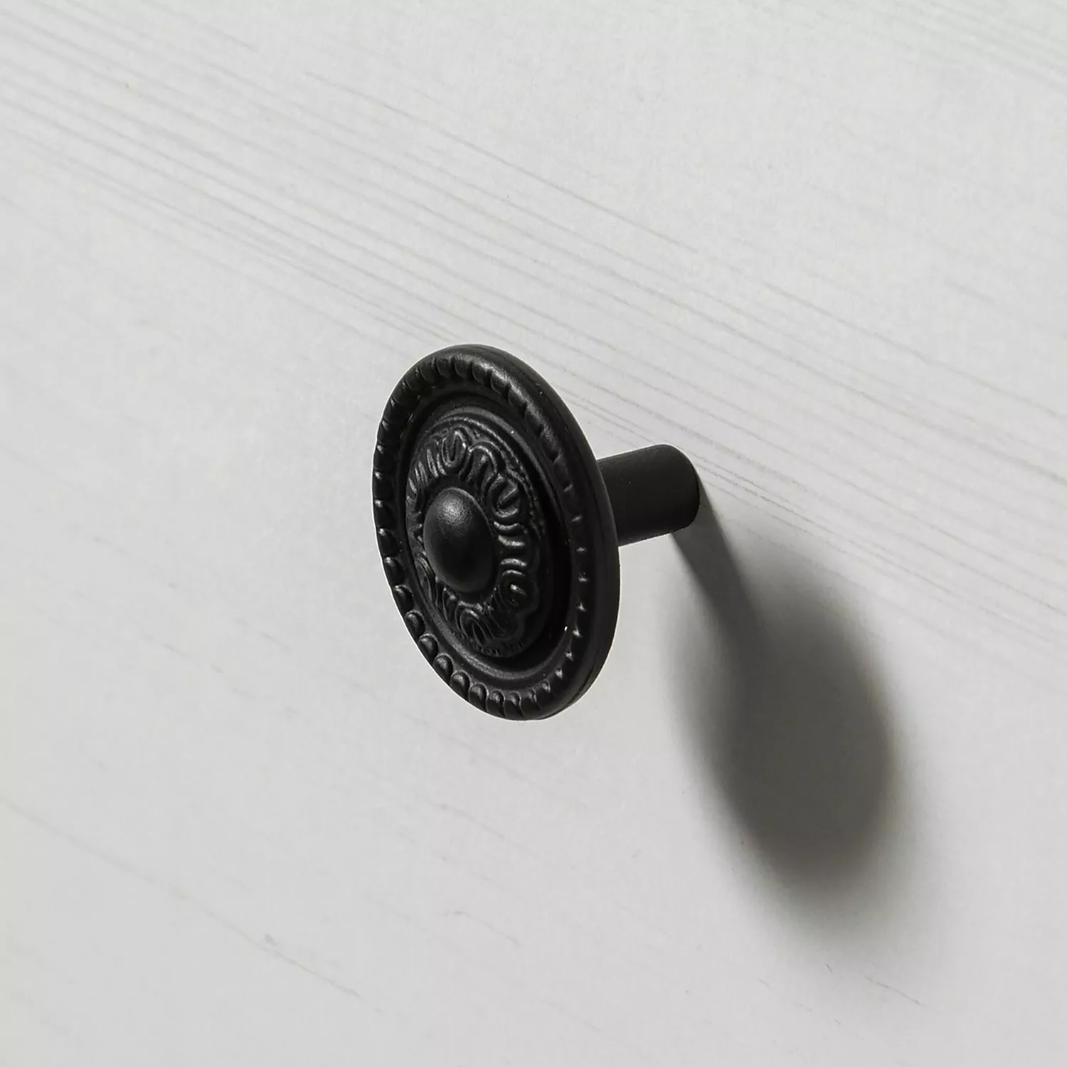 Maison Belfort TV-Lowboard Geestland - Pinie Weiß Dekor 10 Maison Belfort TV-Lowboard Geestland - Pinie Weiß Dekor – Bild 8