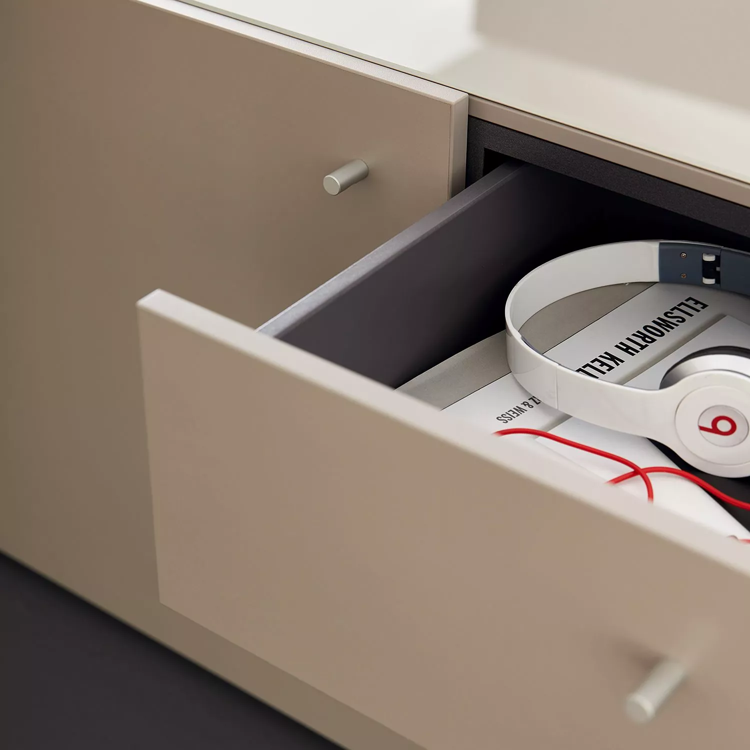 Germania TV-Lowboard Monteo II - Steingrau 8 Germania TV-Lowboard Monteo II - Steingrau – Bild 6